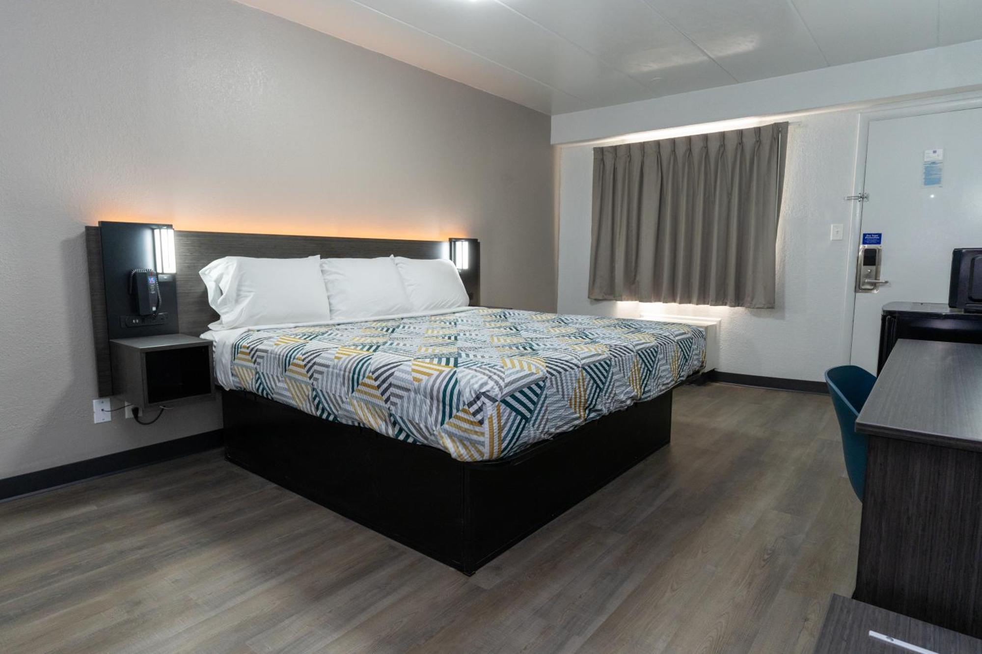 Motel 6-Cincinnati, Oh Шаронвилл Экстерьер фото