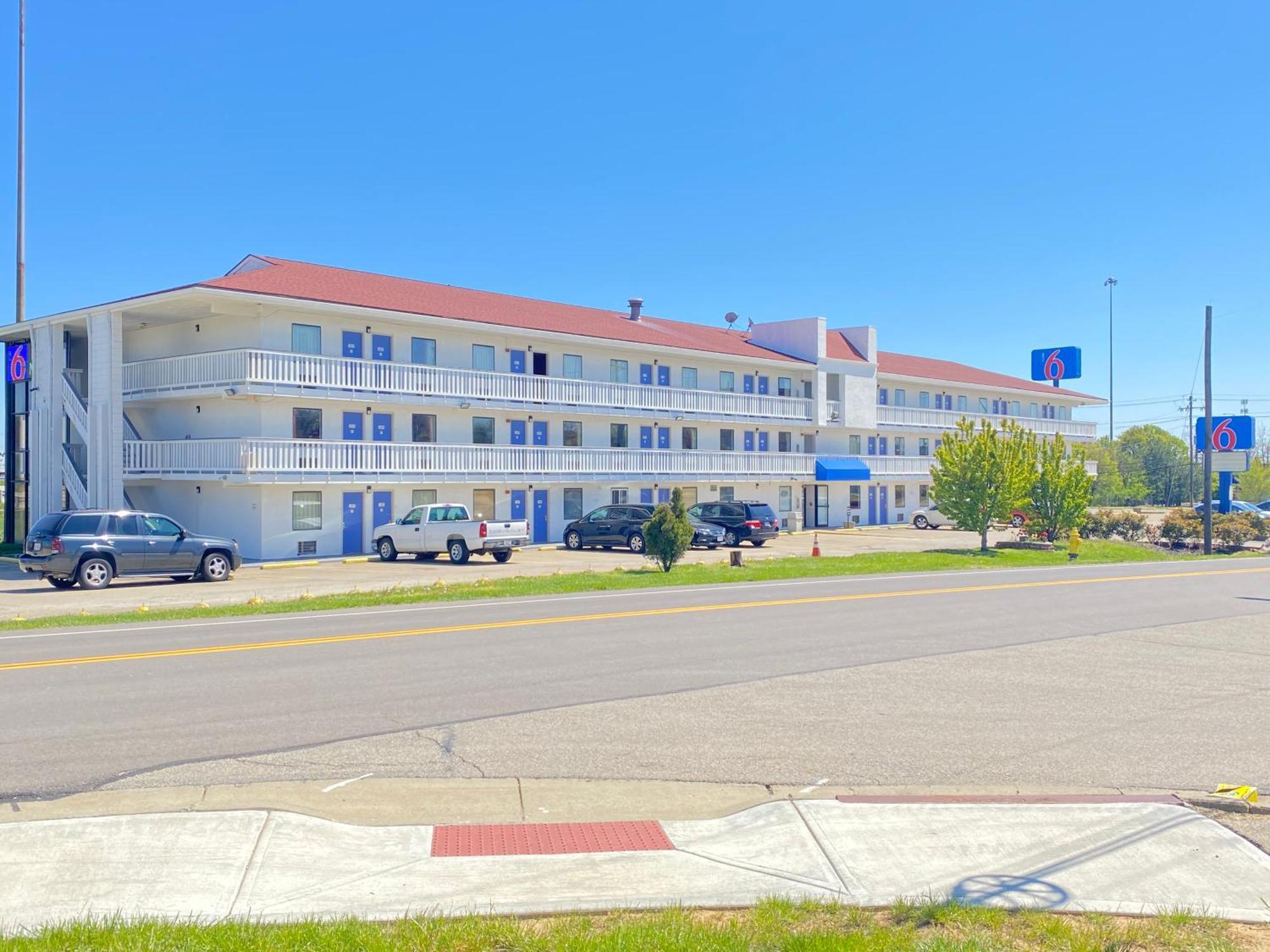 Motel 6-Cincinnati, Oh Шаронвилл Экстерьер фото